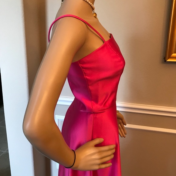 Formal dress 👗 - Picture 6 of 8